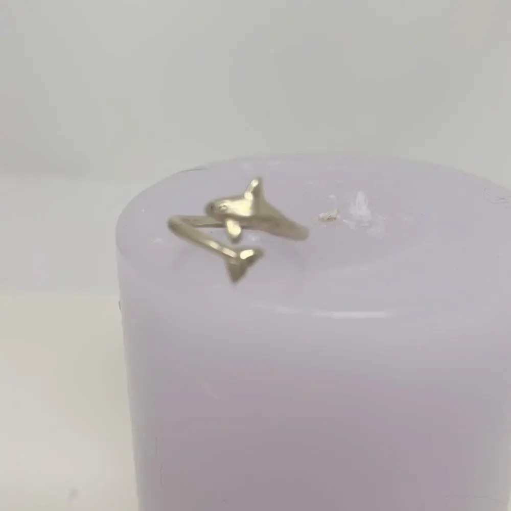 925 Dolphin/ Porpoise Wrap Around Sterling Silver Women's Ring Size 7.5